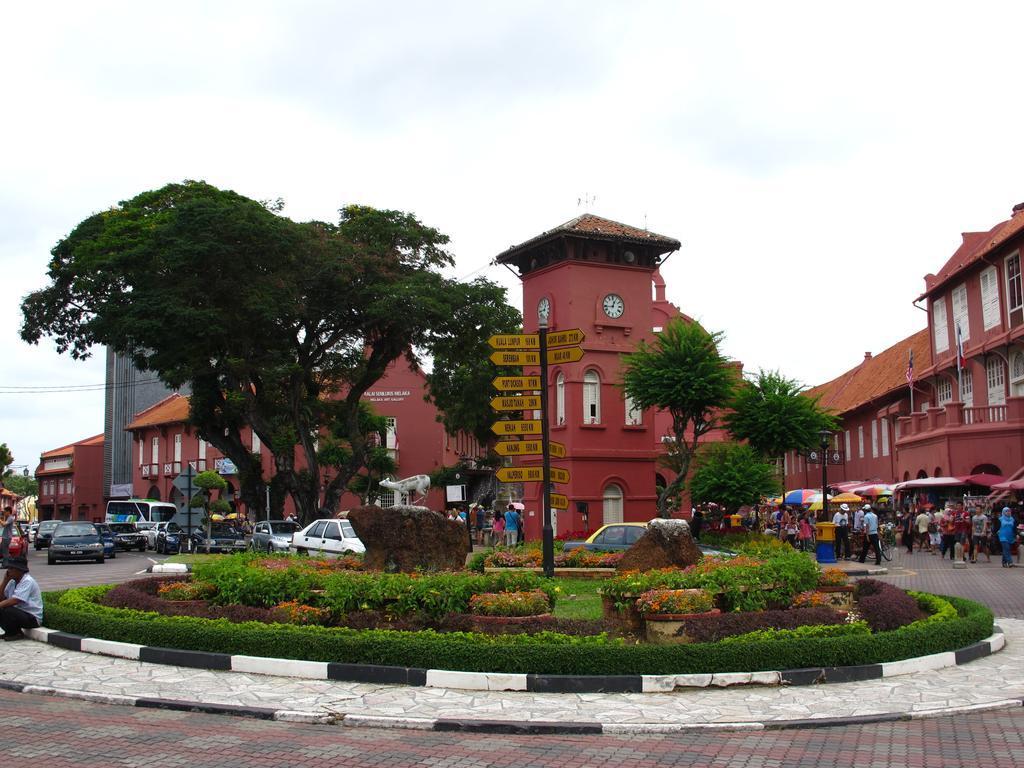 Hallmark Crown Hotel Melaka Zewnętrze zdjęcie