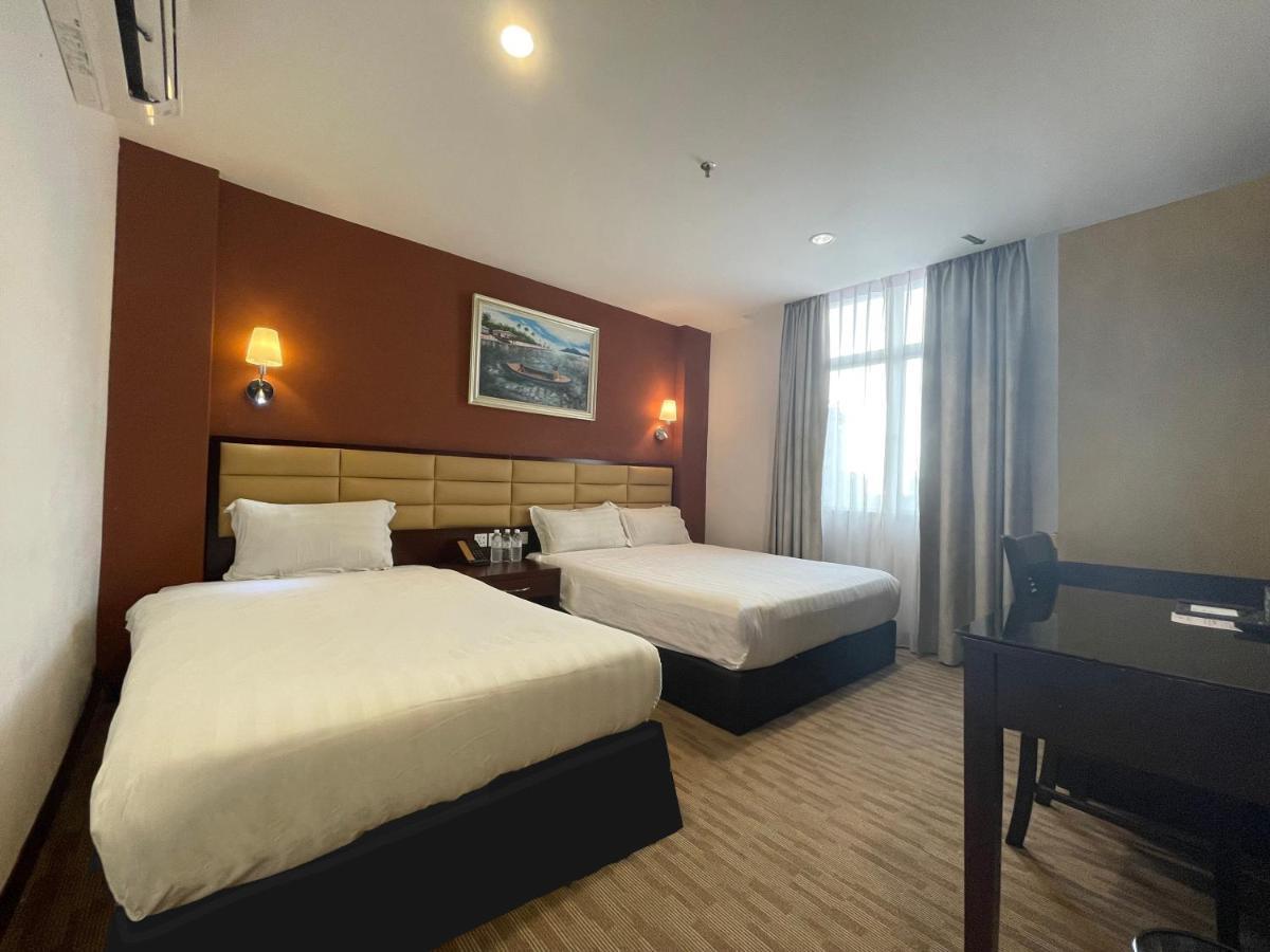 Hallmark Crown Hotel Melaka Zewnętrze zdjęcie