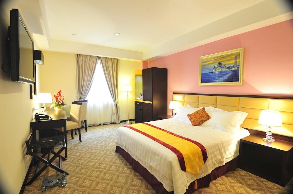 Hallmark Crown Hotel Melaka Zewnętrze zdjęcie