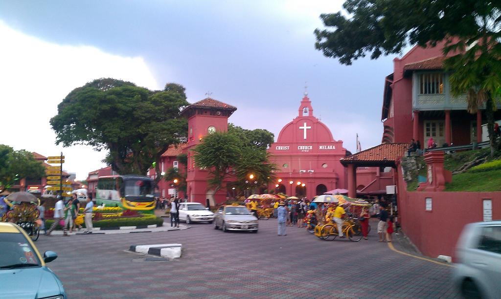 Hallmark Crown Hotel Melaka Zewnętrze zdjęcie