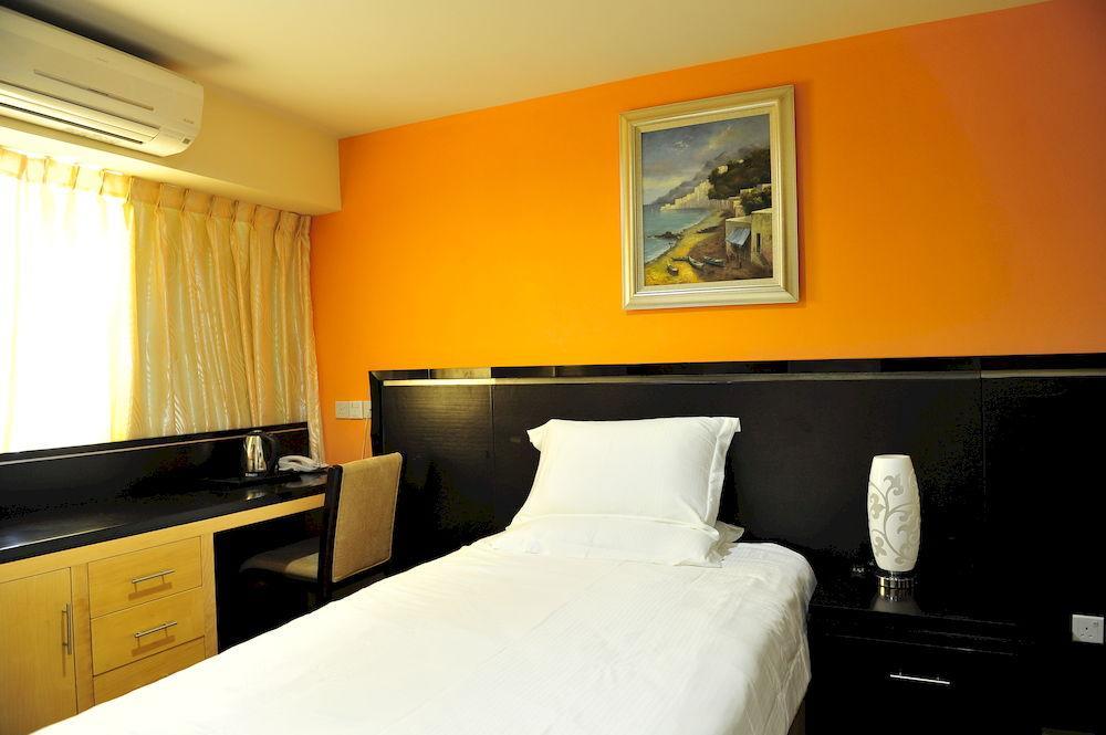 Hallmark Crown Hotel Melaka Zewnętrze zdjęcie