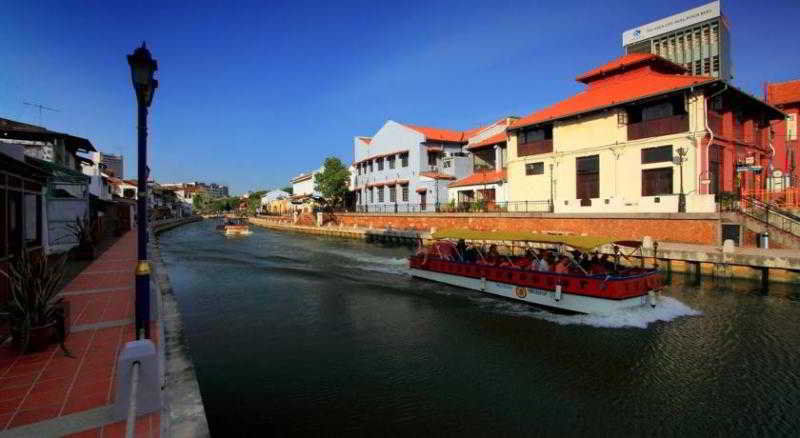 Hallmark Crown Hotel Melaka Zewnętrze zdjęcie